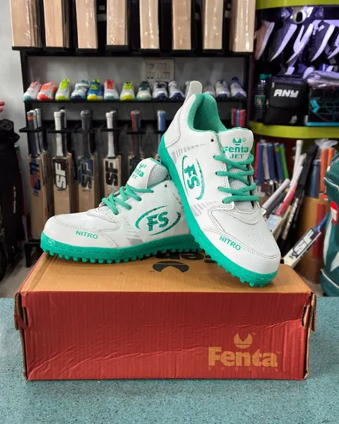 FENTA Jet Studs Shoes